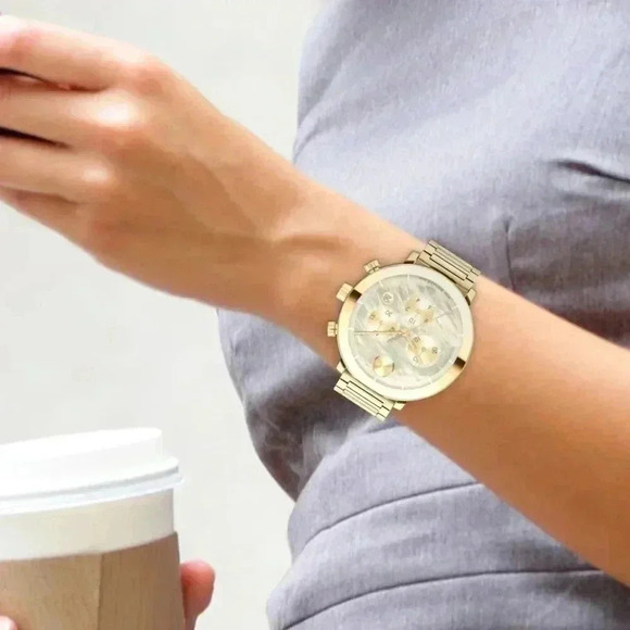 MOVADO BOLD Evolution Women's Watch - Picture 3 of 7